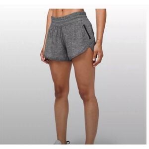 Lululemon Tracker Short Women's 6 Gray‎ 4" Inseam Low-Rise Lined lightweight